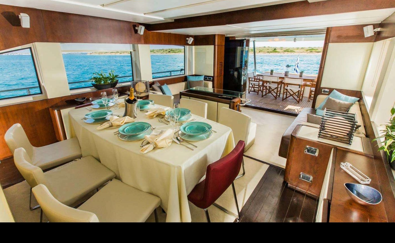 Yacht Yacht charter ULISSE - photo 10 of 24