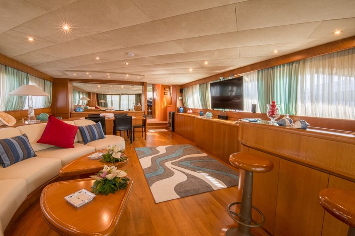 Yacht Yacht charter PIERPAOLO IV - photo 4 of 8