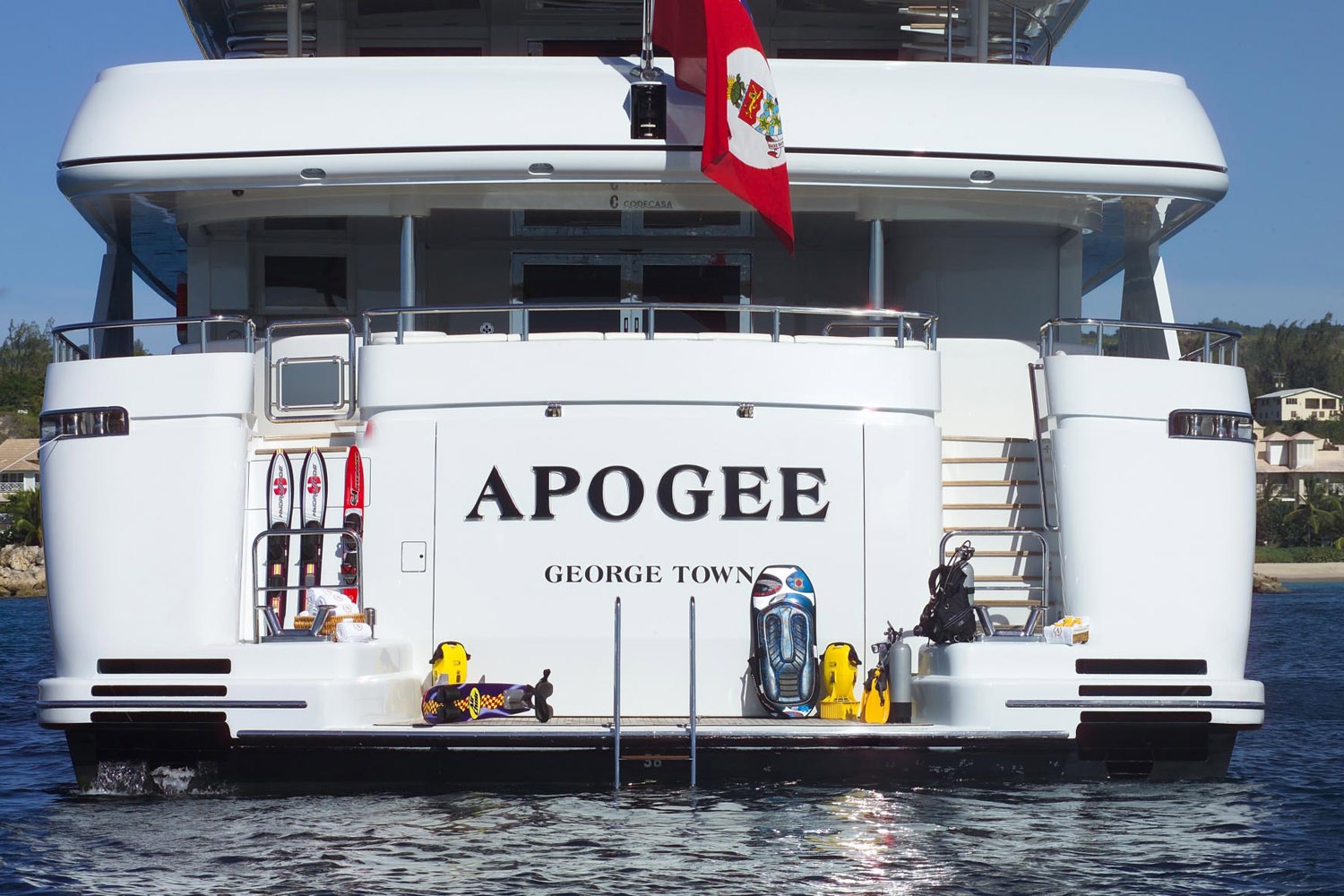 Яхта APOGEE - фото 41 из 45