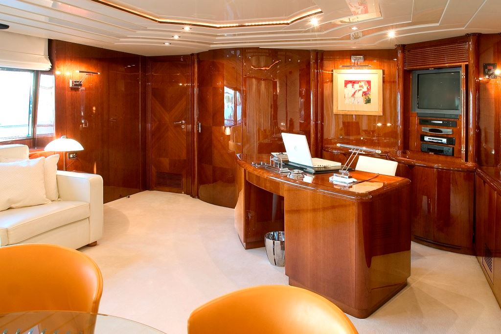 Yacht Yacht charter LET IT BE 35m - photo 8 of 20