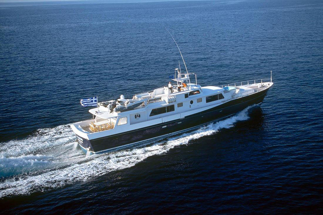 Яхта ALAYA (EX. ALLAHOU) - фото 31 из 38