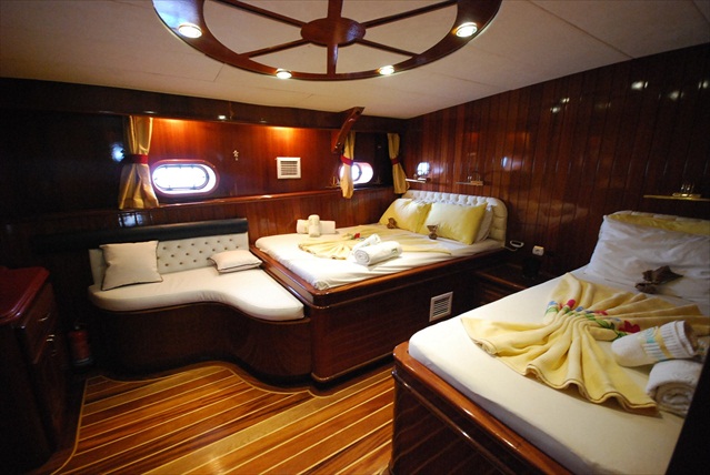 Yacht Yacht charter Esma Sultan - photo 15 of 18