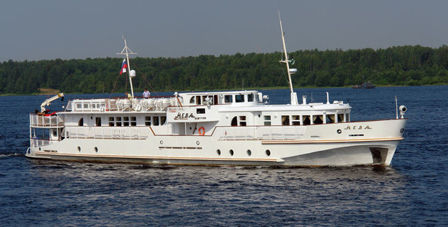 Яхта НЕВА - фото 42 из 45